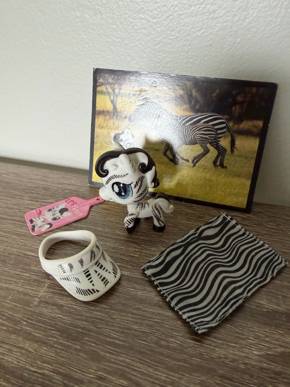 Littlest Pet Shop #903 zebra